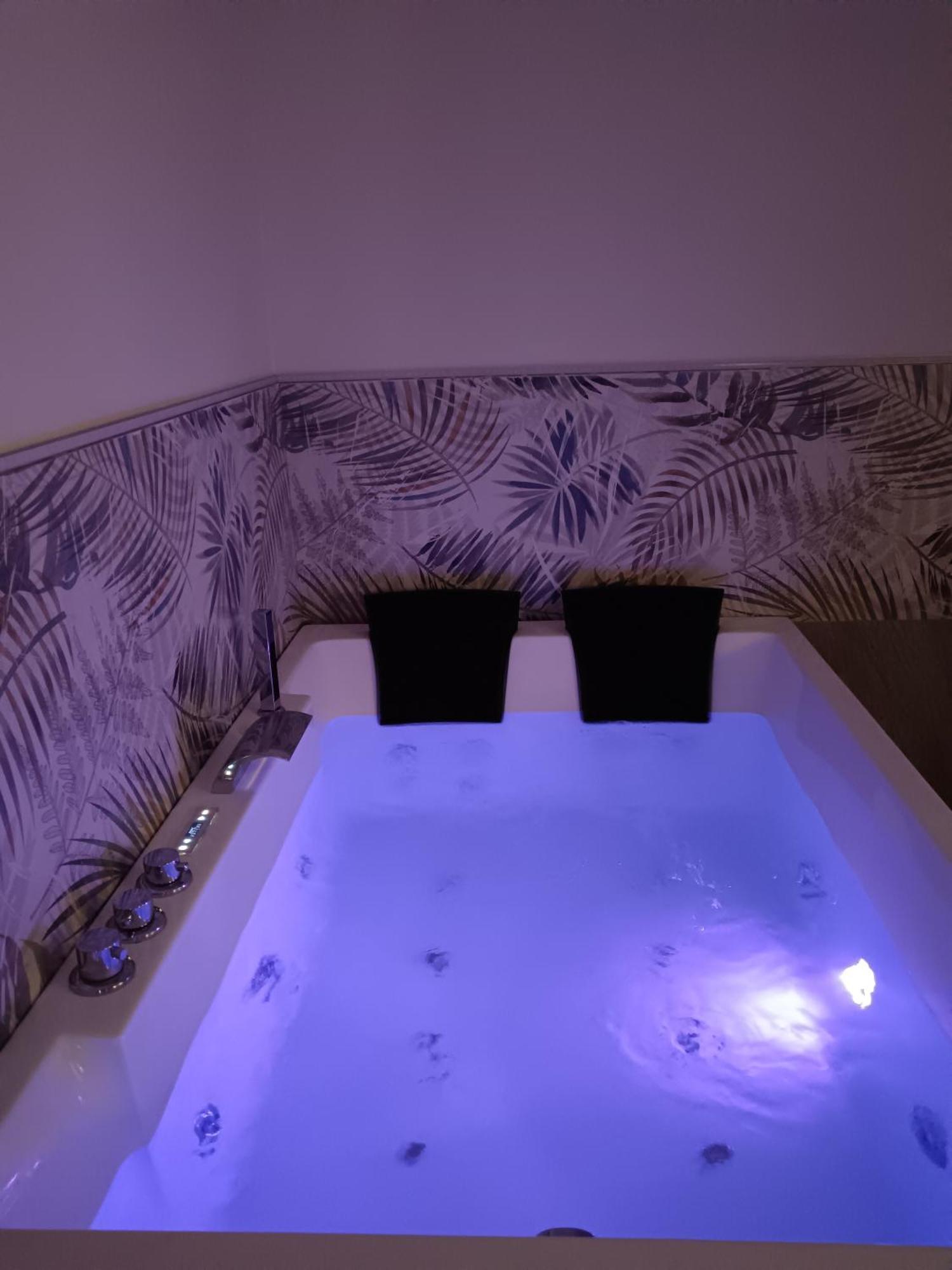 Casa Petri Home Spa Palermo Bagian luar foto